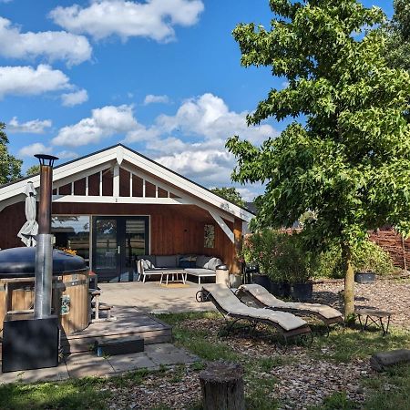 Chalet "Het Biggetje" Hottub - Sauna Volkel Exterior foto