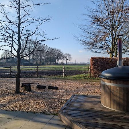 Chalet "Het Biggetje" Hottub - Sauna Volkel Exterior foto